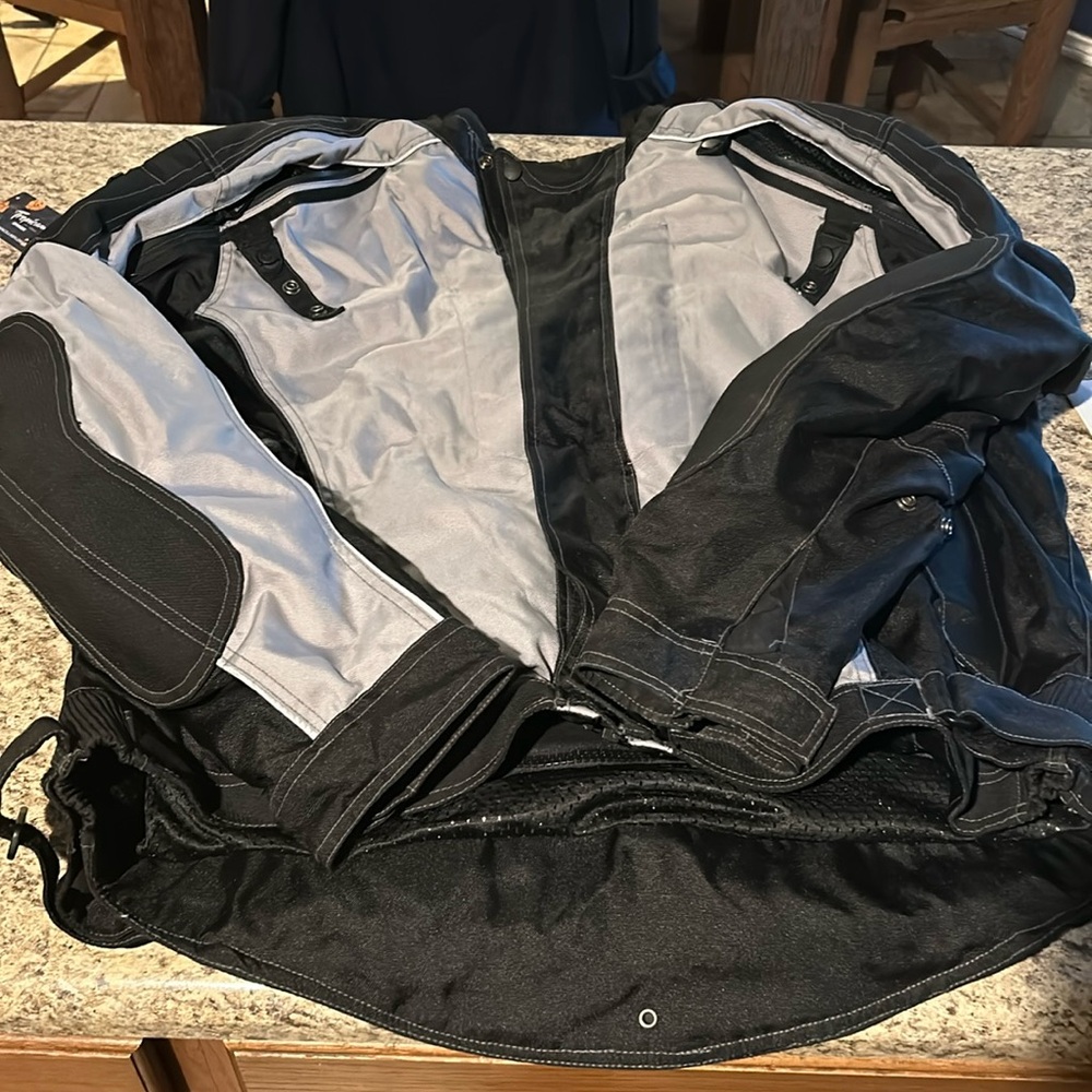 Tourmaster Pivot 2 size XXL - 48 Excellent condition